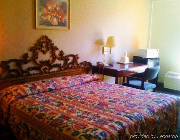 ממפיס Real Value Inn חדר תמונה
